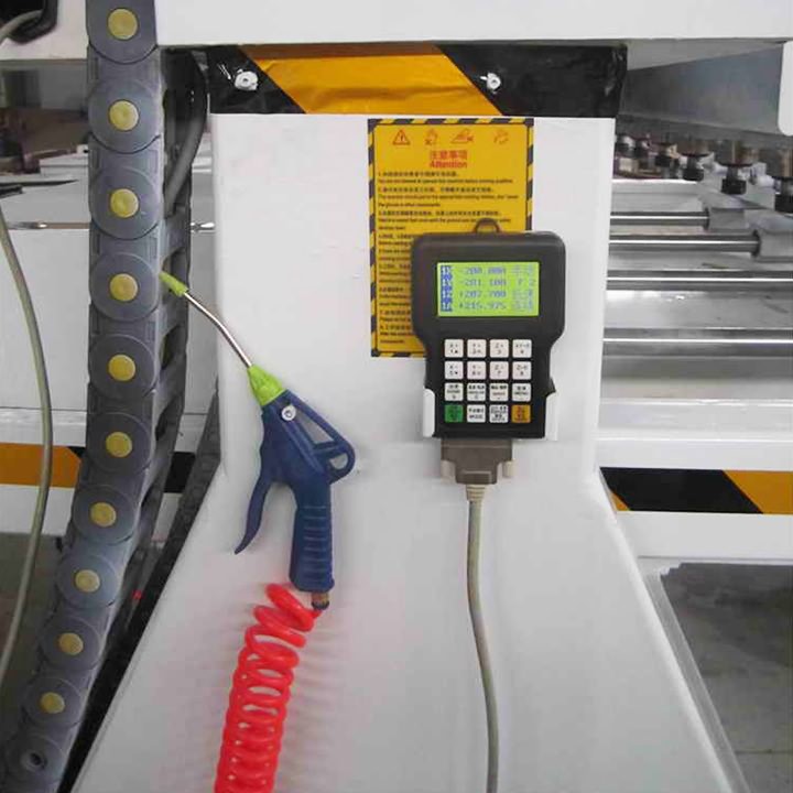 多主軸DSP控制系統(tǒng)3D數(shù)控雕刻機(jī)