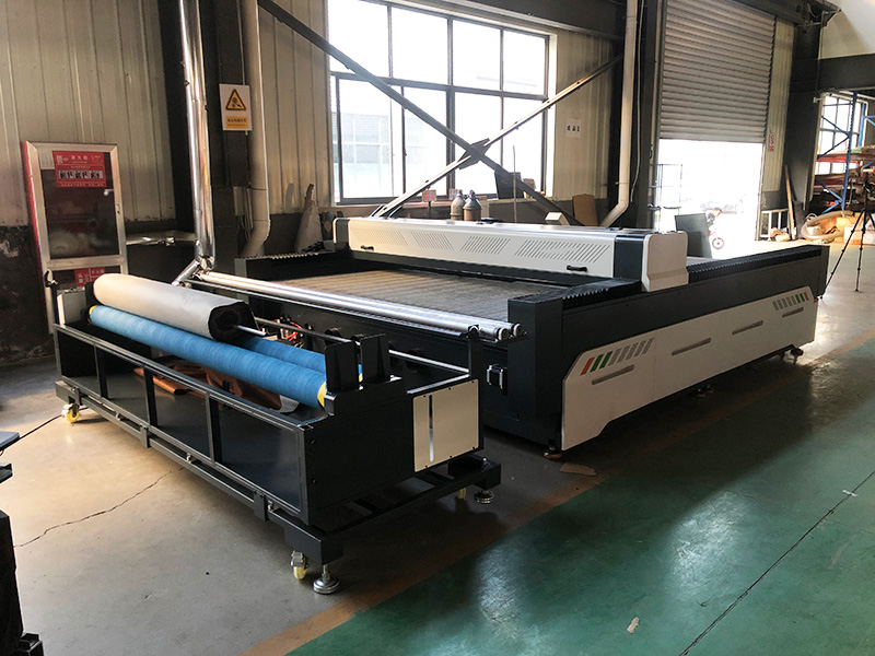 2025最暢銷的工業(yè)織物激光切割機(jī)