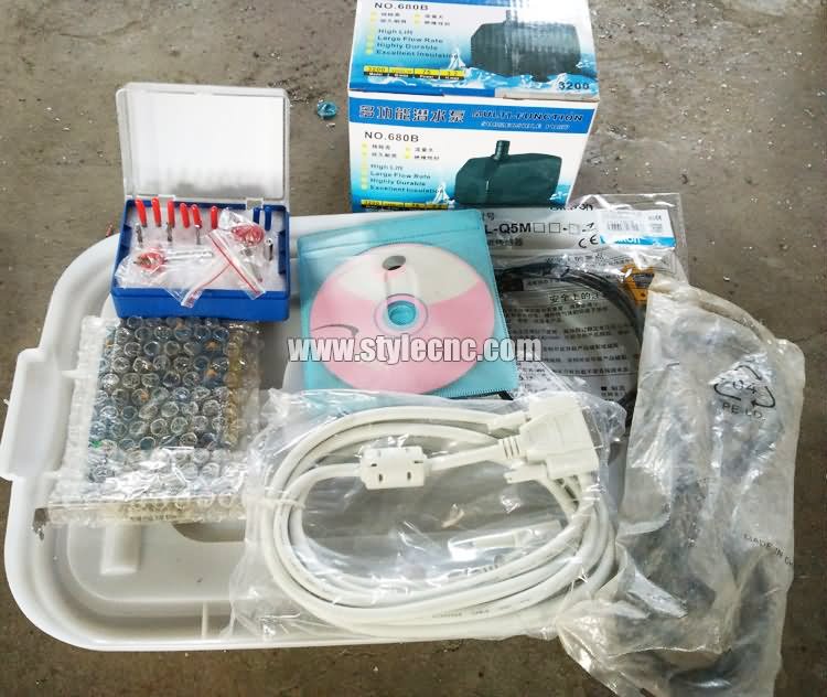 迷你桌面數(shù)控雕刻機(jī)工具