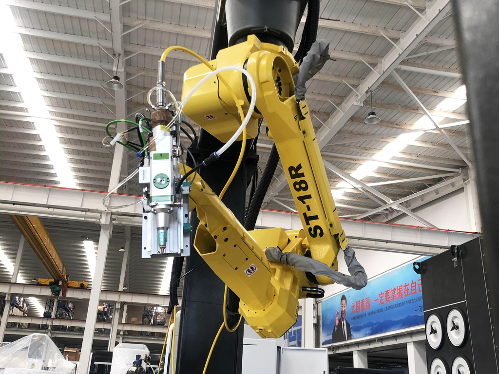 工業(yè)級3D金屬機器人光纖激光切割機