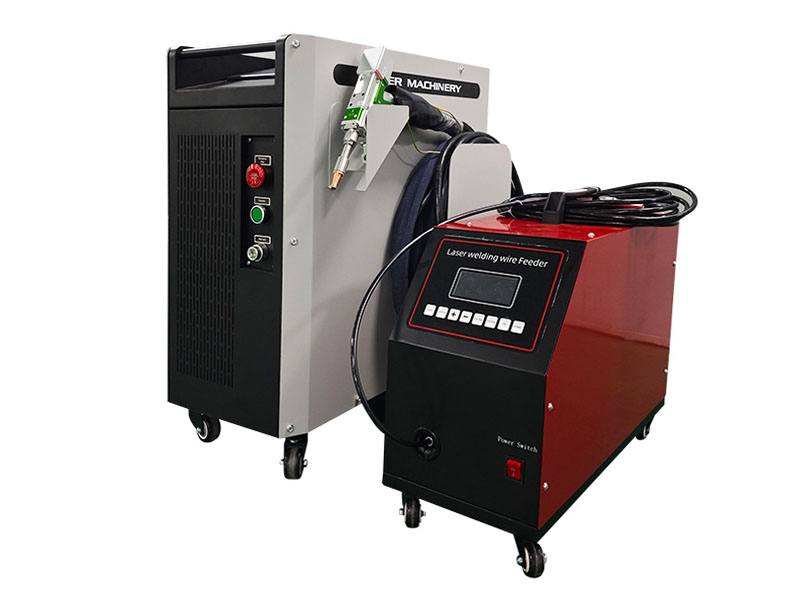 帶手持焊槍的風(fēng)冷便攜式激光焊機(jī)