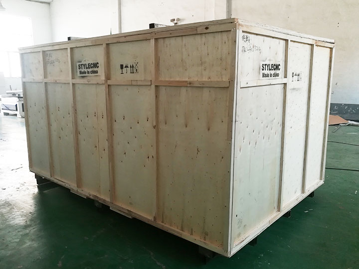 線性自動換刀數(shù)控雕刻機(jī)包 STM1325C