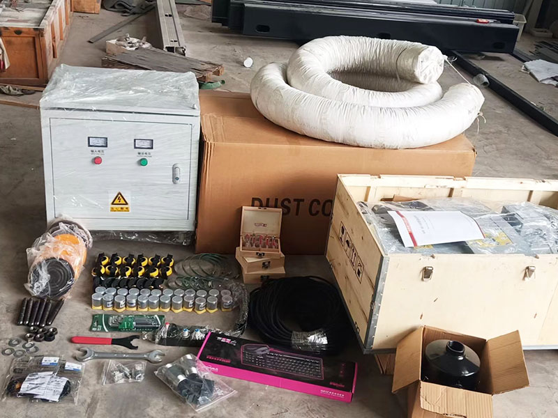 工具箱 4x8多軸數(shù)控雕刻機(jī)