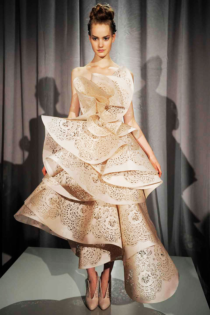 用于服裝裁剪項目的織物激光切割機(jī)