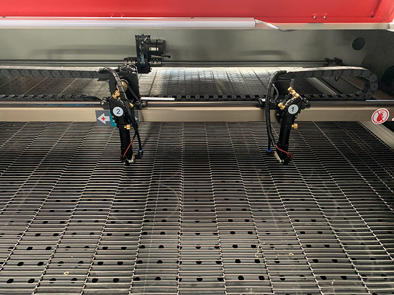 織物激光切割機(jī)激光頭