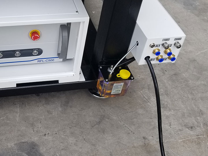 激光金屬切割機(jī)