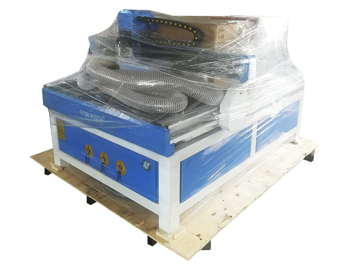 經(jīng)濟實惠的業(yè)余小型數(shù)控雕刻機 4x6 工作臺套件