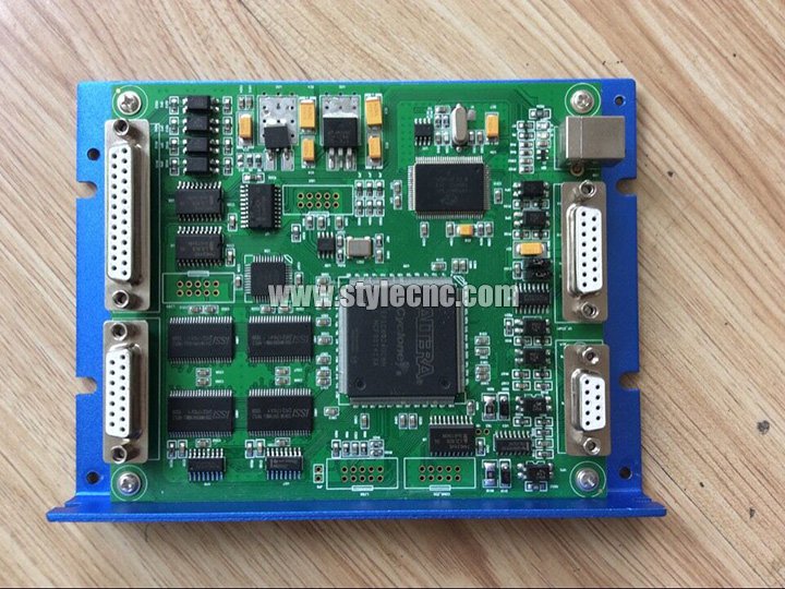 采用 MOPA 光纖激光源的彩色激光打標(biāo)機