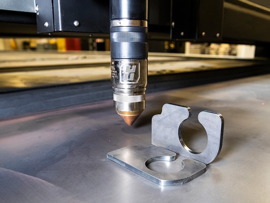 數(shù)控等離子切割工作臺切割不銹鋼板項(xiàng)目