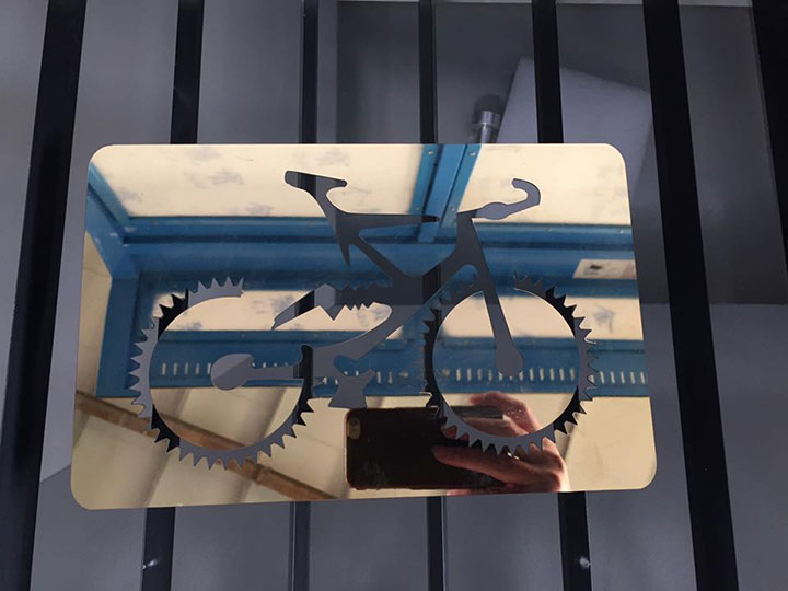 最佳預(yù)算 CO2 適用于金屬、丙烯酸、木材的激光切割機(jī)