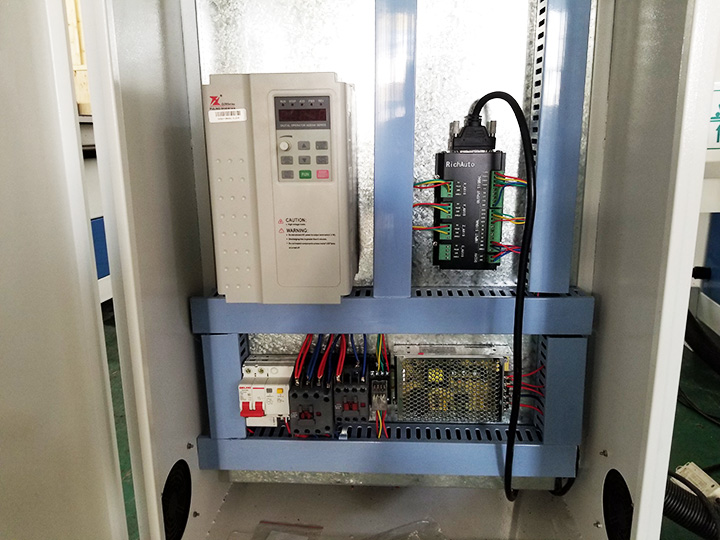 1325數(shù)控雕刻機(jī)逆變器