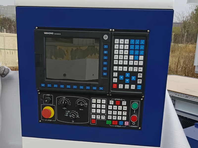 4x8自動換刀數(shù)控木工雕刻機帶換刀裝置出售