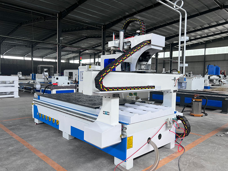 工業(yè)級 4x8數(shù)控木門雕刻機(jī)