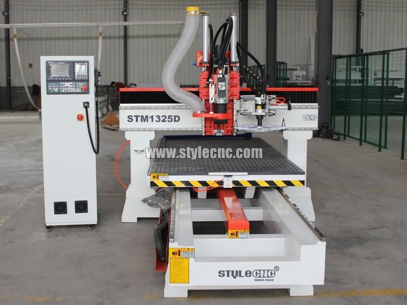 移動工作臺數(shù)控銑床