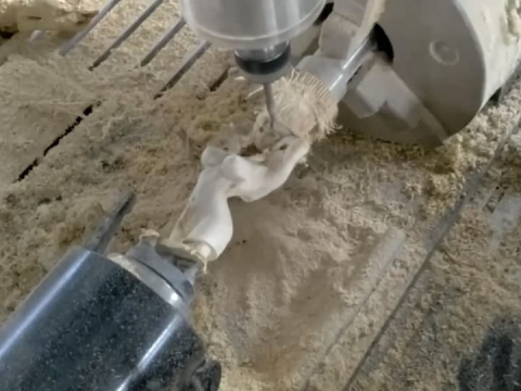 小型數(shù)控雕刻機(jī)，帶旋轉(zhuǎn)軸，用于3D加工