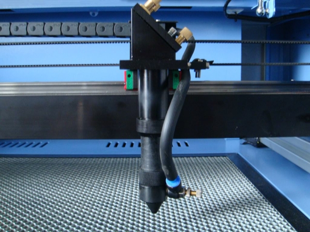 操作激光雕刻機時您應(yīng)該知道的 9 個技巧