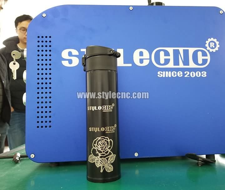 3D杯子光纖激光雕刻機(jī)