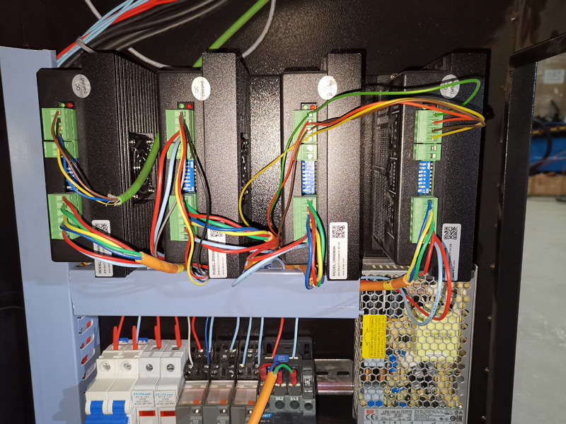 海寶等離子切割機驅(qū)動系統(tǒng)