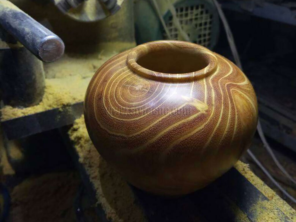 數(shù)控木工車床加工柘木罐及罐體項(xiàng)目