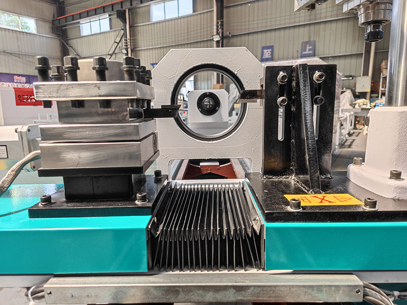 2025Best自動(dòng)換刀數(shù)控木工車床帶自動(dòng)換刀裝置