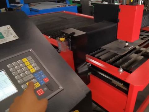 如何使用數(shù)控等離子切割機進行鈑金加工？