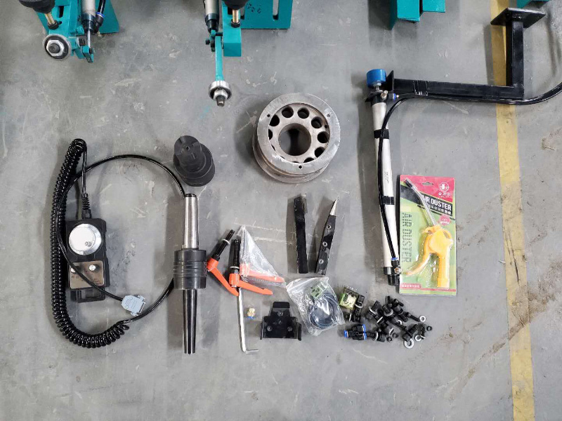 數(shù)控木工車床零件