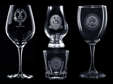 用于定制酒杯雕刻的超精細(xì)紫外激光蝕刻機