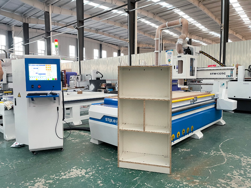 4x8用于櫥柜制作的數(shù)控木工雕刻機(jī)