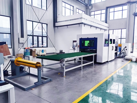 自動激光下料系統(tǒng)：卷料送料激光切割機