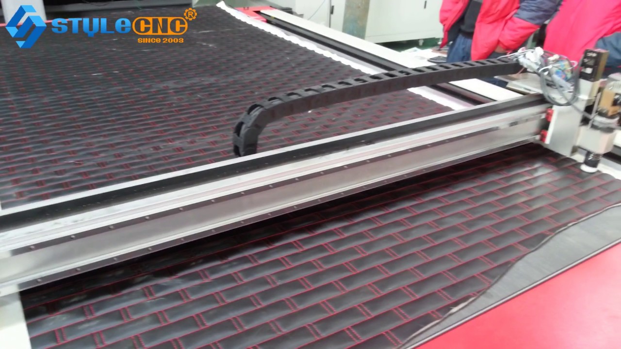 數(shù)控汽車(chē)座椅振動(dòng)刀切割機(jī)