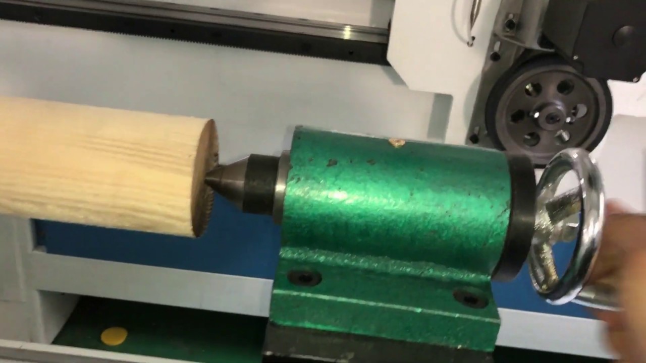 初學(xué)者如何使用帶旋轉(zhuǎn)第四軸的數(shù)控雕刻機(jī)？