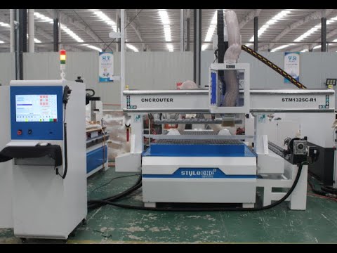 自動換刀 3D數(shù)控木工雕刻機(jī)（帶四軸旋轉(zhuǎn)工作臺）