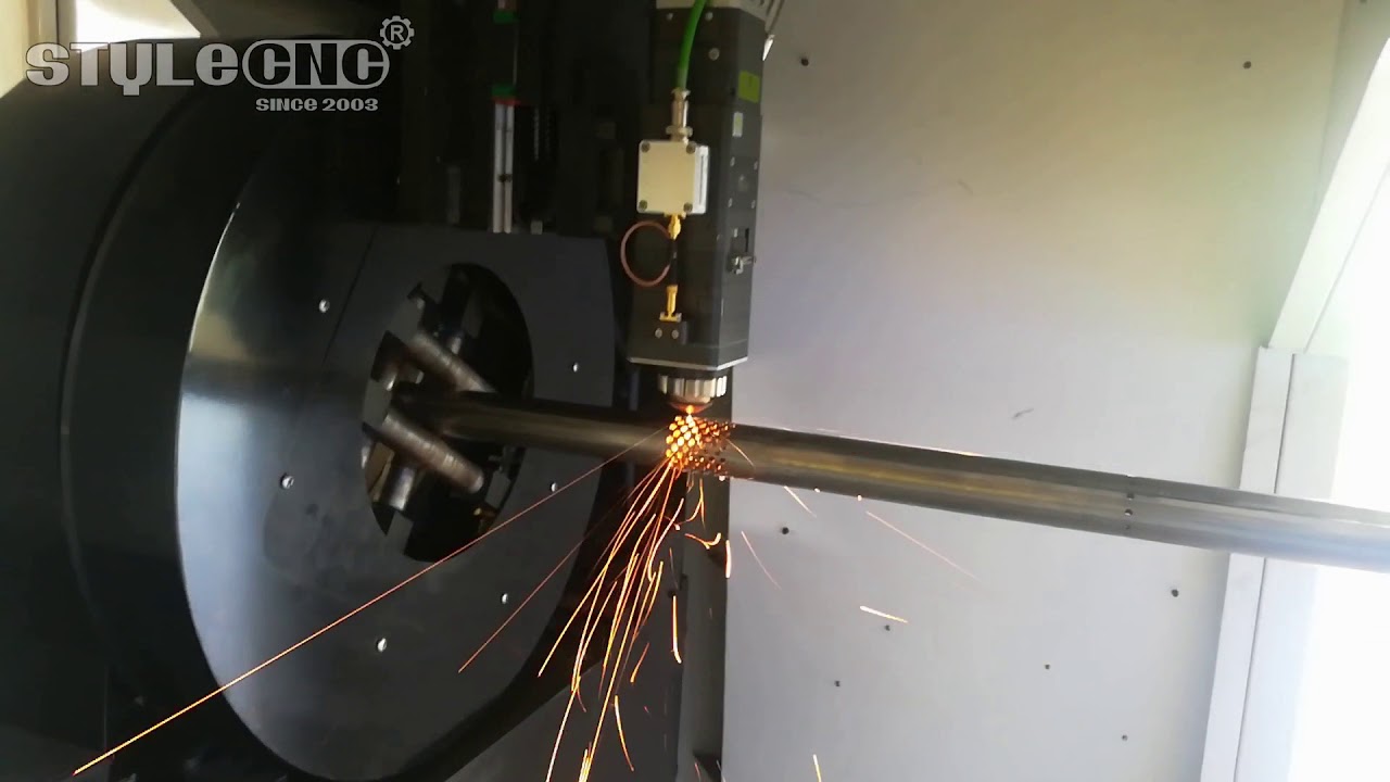 STJ2060F 光纖激光切管機已準(zhǔn)備發(fā)往澳大利亞