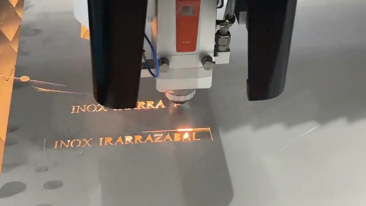 2025最受好評的光纖激光切割機出售 - 2000W