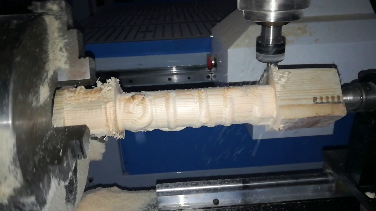 STM1325數(shù)控銑床，帶四軸旋轉(zhuǎn)附件