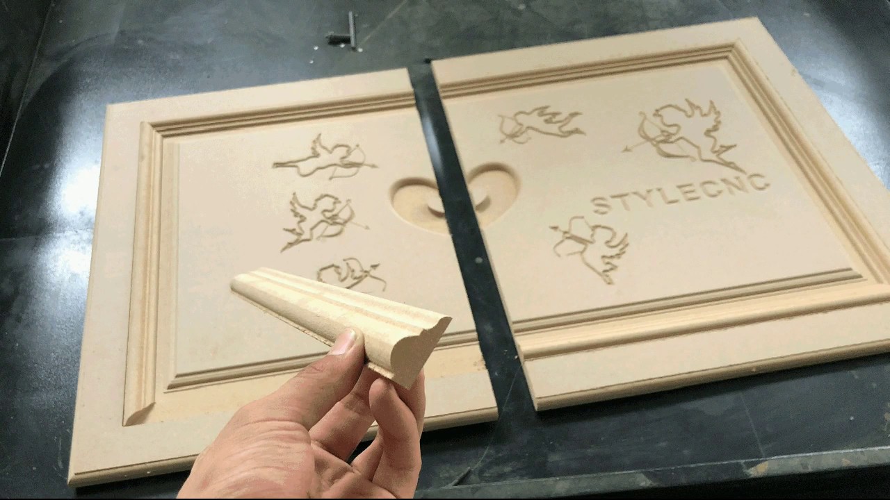 自動(dòng)換刀數(shù)控木工加工中心