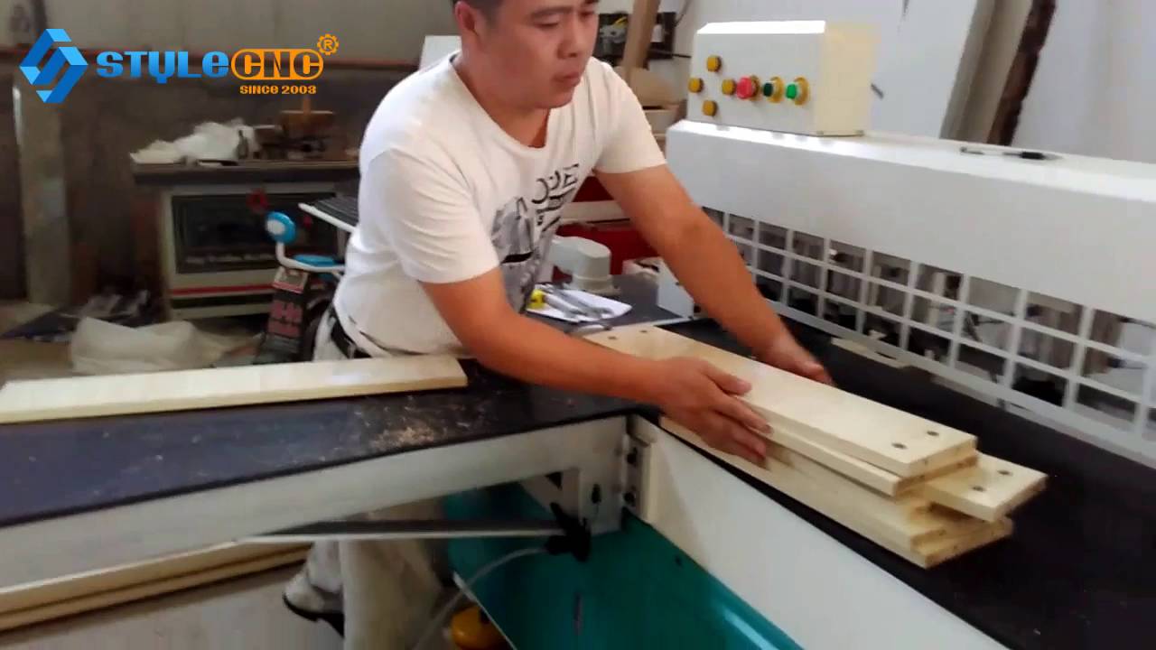 自動數(shù)控側(cè)鉆機(jī)是如何工作的？